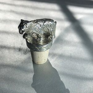 Silver cork stopper bear